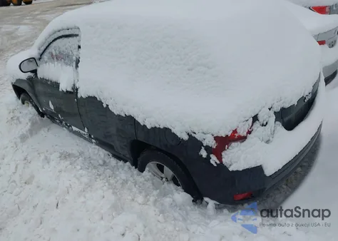 2017 Jeep Compass Sport 4X4 z USA, uszkodzony, nr VIN 1C4NJDBB8HD142769